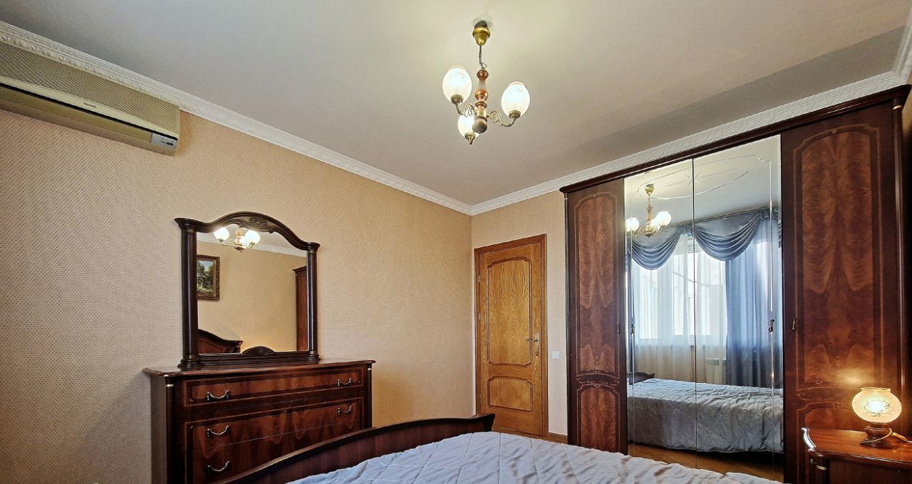 Сдаю 3к квартиру на Профсоюзная улица, 93К4, метро Коньково, г. Москва
