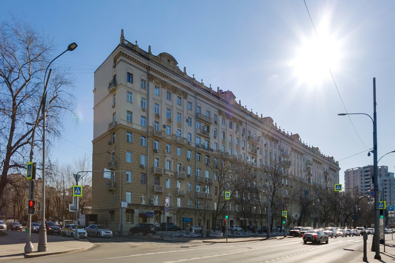 Сдам 1-к квартиру на г Москва, Саввинская наб, д 3, метро Смоленская (Арбатско-Покровская линия), г. Москва