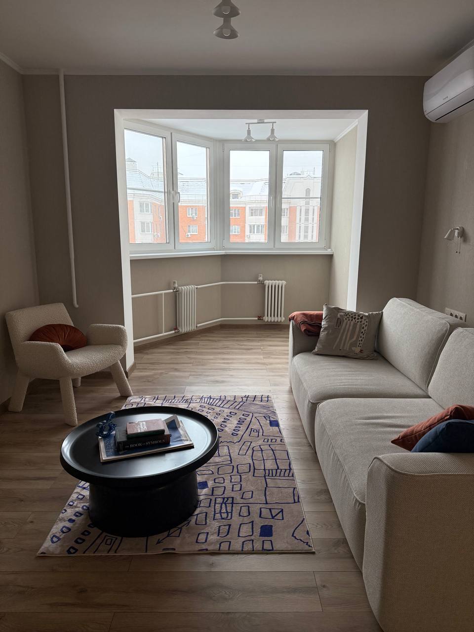 Аренда двухкомнатной квартиры на г Москва, ул Хованская, д 6, метро Выставочный центр, г. Москва