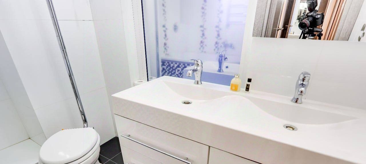 Сдается 3-к квартира на Смоленский бульвар, 10, метро Кропоткинская, г. Москва