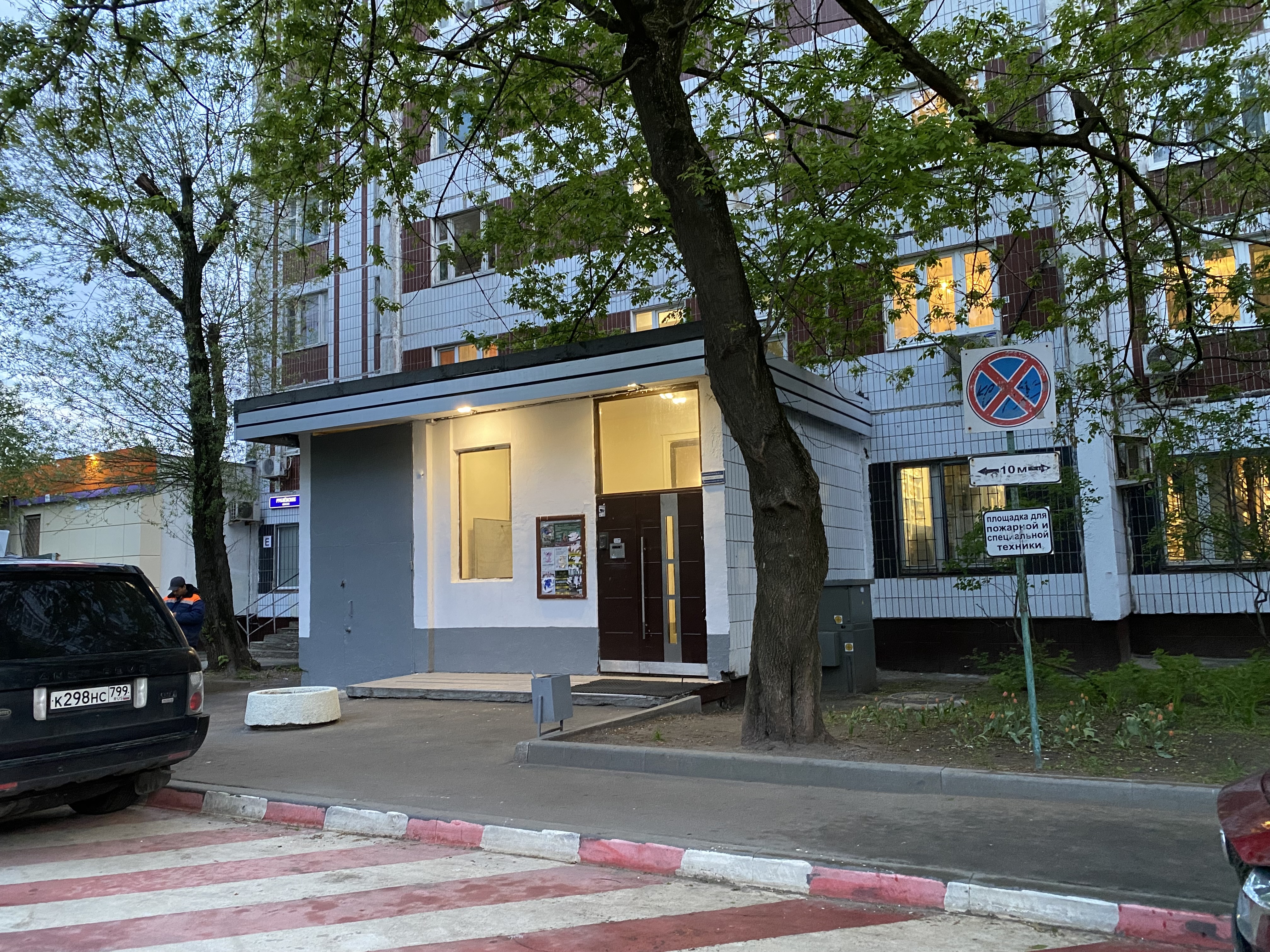 Снять трехкомнатную квартиру на г Москва, Рублёвское шоссе, д 38 к 1, метро Крылатское, г. Москва