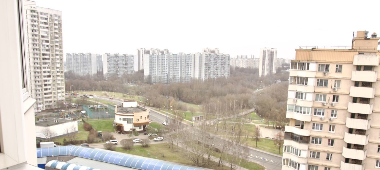 Снять трехкомнатную квартиру на улица Борисовские Пруды, 10К4, метро Алма-Атинская, г. Москва