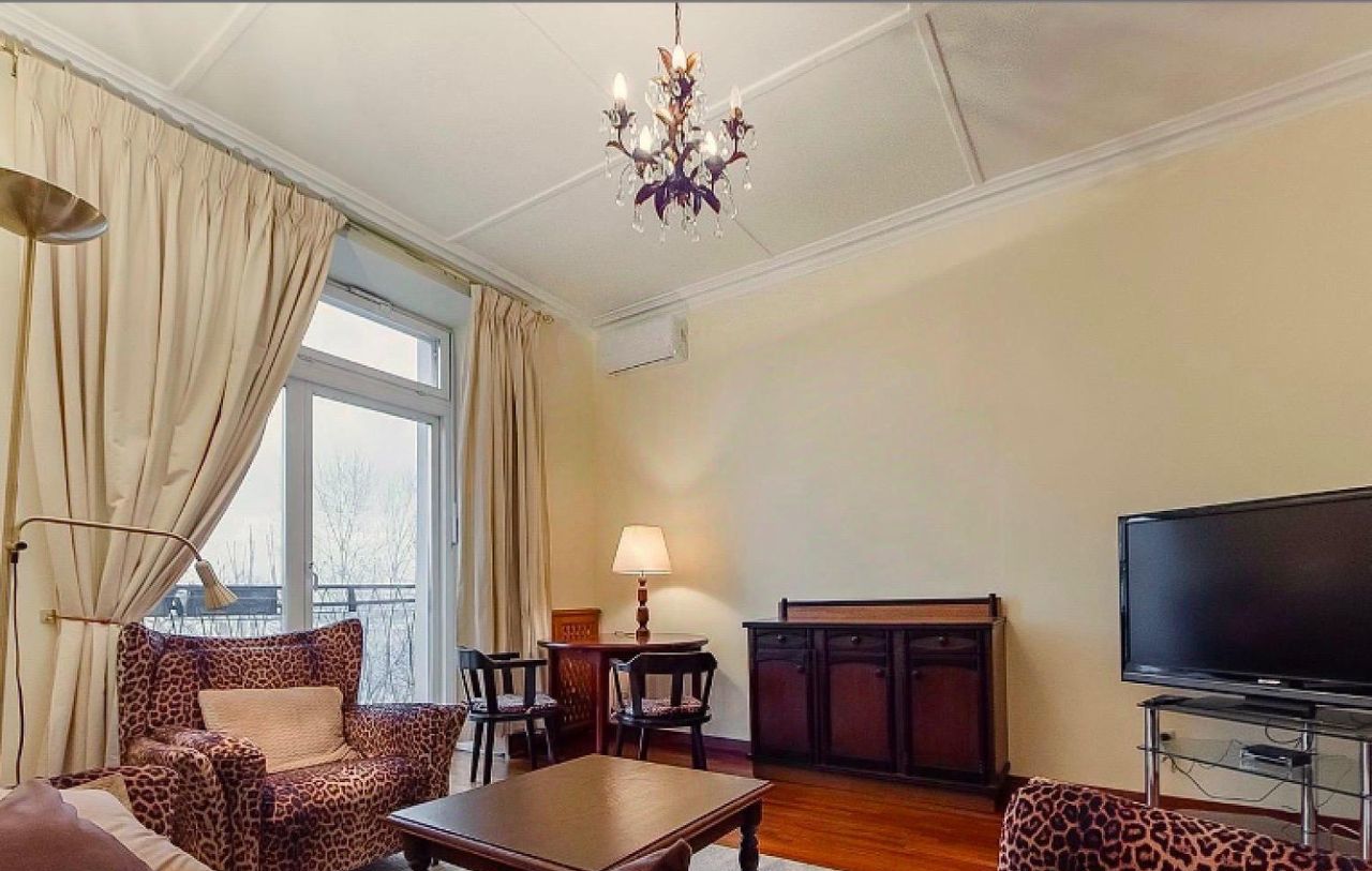 Сдается 3-комнатная квартира на Фрунзенская набережная, 34, метро Парк культуры, г. Москва