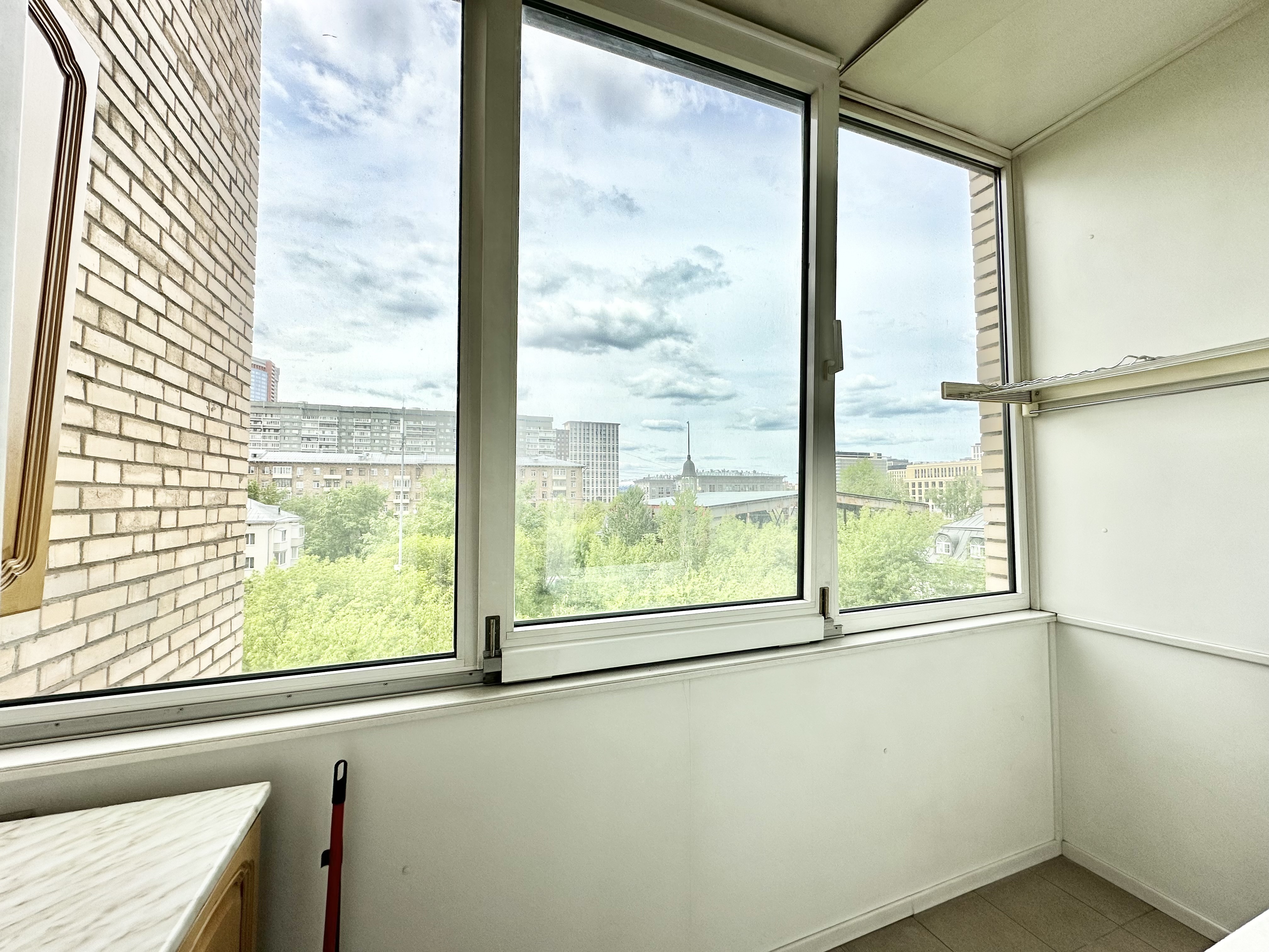 Сдам трехкомнатную квартиру на г Москва, ул Скаковая, д 5, метро Петровский парк, г. Москва