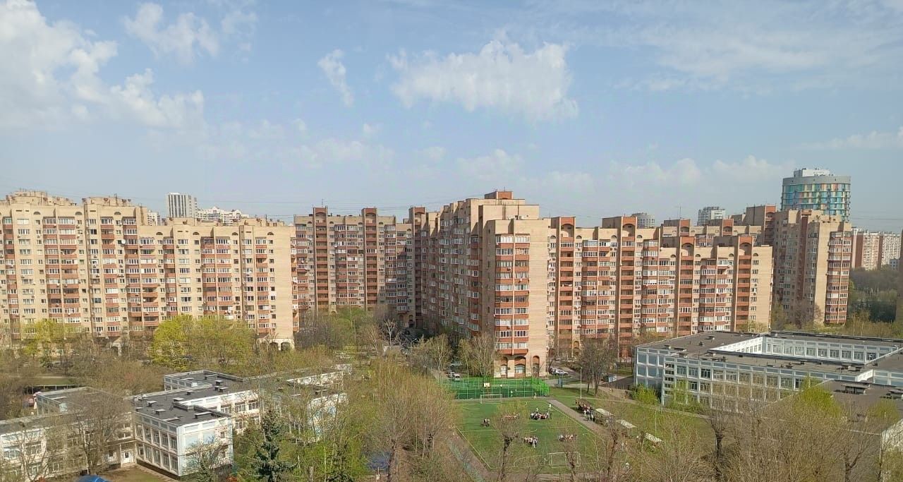 Сдаю 3к квартиру на улица Наметкина, 11К1, метро Калужская, г. Москва