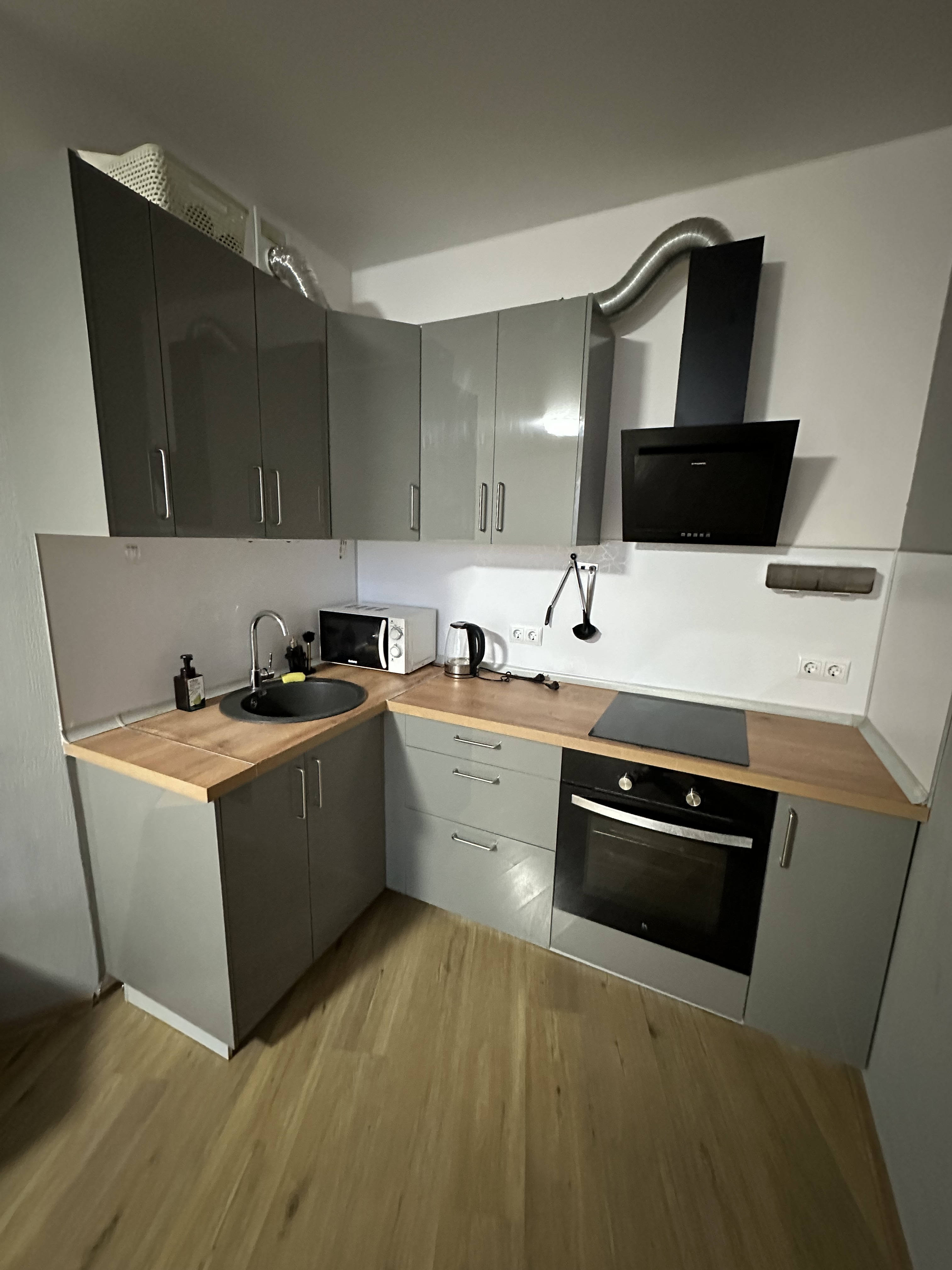 Снять 2-комнатную квартиру на г Санкт-Петербург, Вилькицкий б-р, д 7, метро Приморская, г. Санкт-Петербург