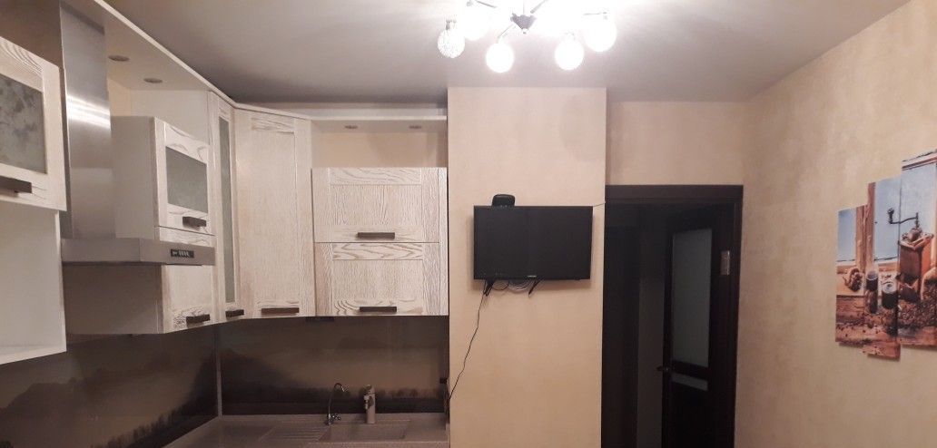 Сдаю 1-к квартиру на улица Юных Ленинцев, 59к1, метро Кузьминки, г. Москва