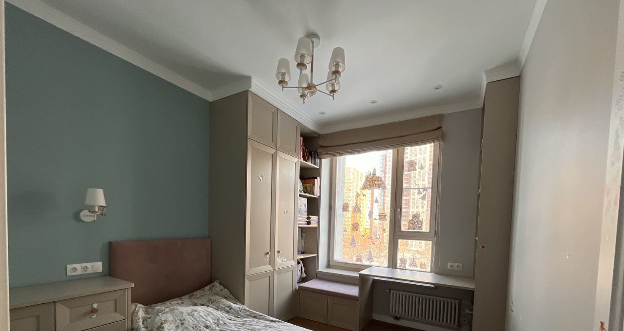 Сдам 3х-комнатную квартиру на бульвар Генерала Карбышева, 11, метро Хорошёвская, г. Москва