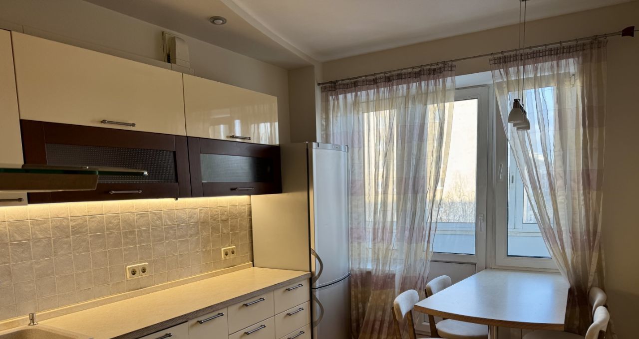 Снять 2к квартиру на улица Крупской, 19/17, метро Университет, г. Москва