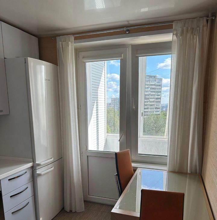 Снять 2к квартиру на улица Винокурова, 17К4, метро Академическая, г. Москва