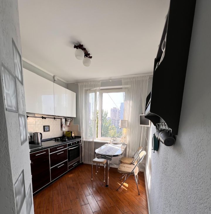 Сдаю 2к квартиру на улица 26 Бакинских Комиссаров, 1к3, метро Тропарёво, г. Москва