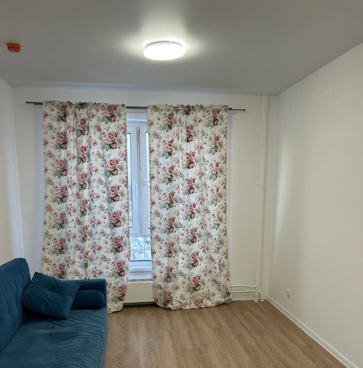 Сдается двухкомнатная квартира на улица Братьев Бромлей, 5к2, метро Прокшино, г. Москва