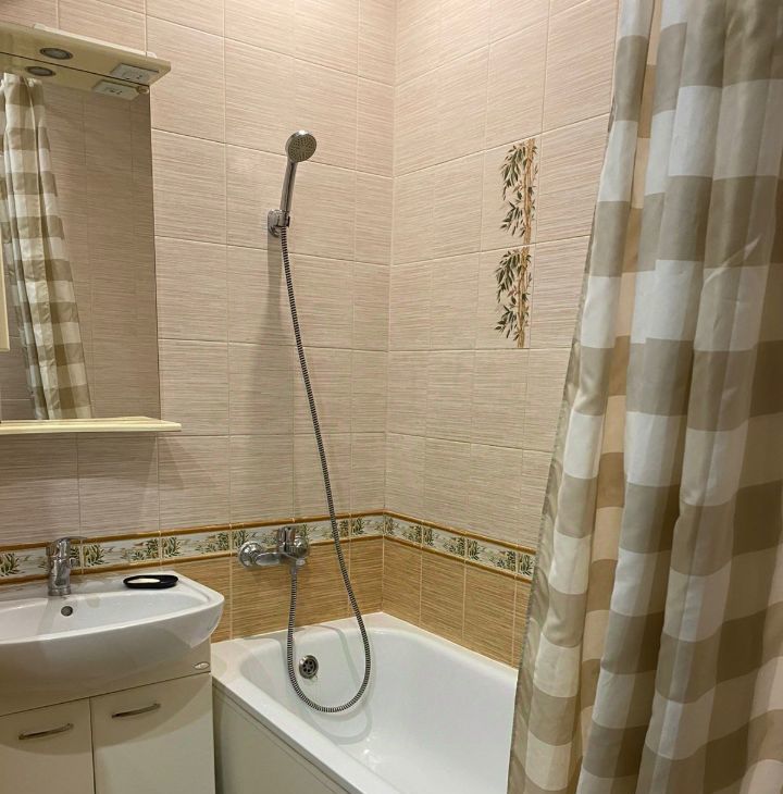 Сдается 1-к квартира на улица Бачуринская, 22к1, метро Ольховая, г. Москва