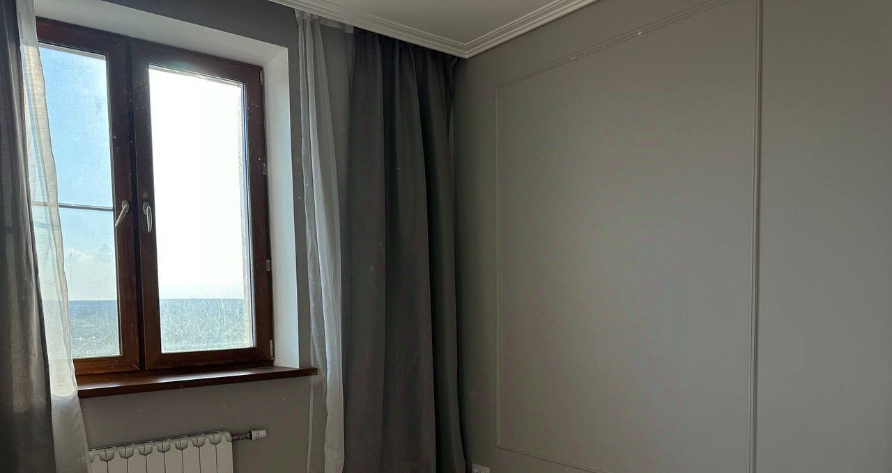 Сдаю трехкомнатную квартиру на проспект Маршала Жукова, 78, метро Октябрьское поле, г. Москва