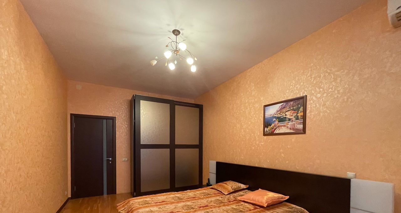 Аренда трехкомнатной квартиры на Ходынский бульвар, 15, метро Хорошёвская, г. Москва