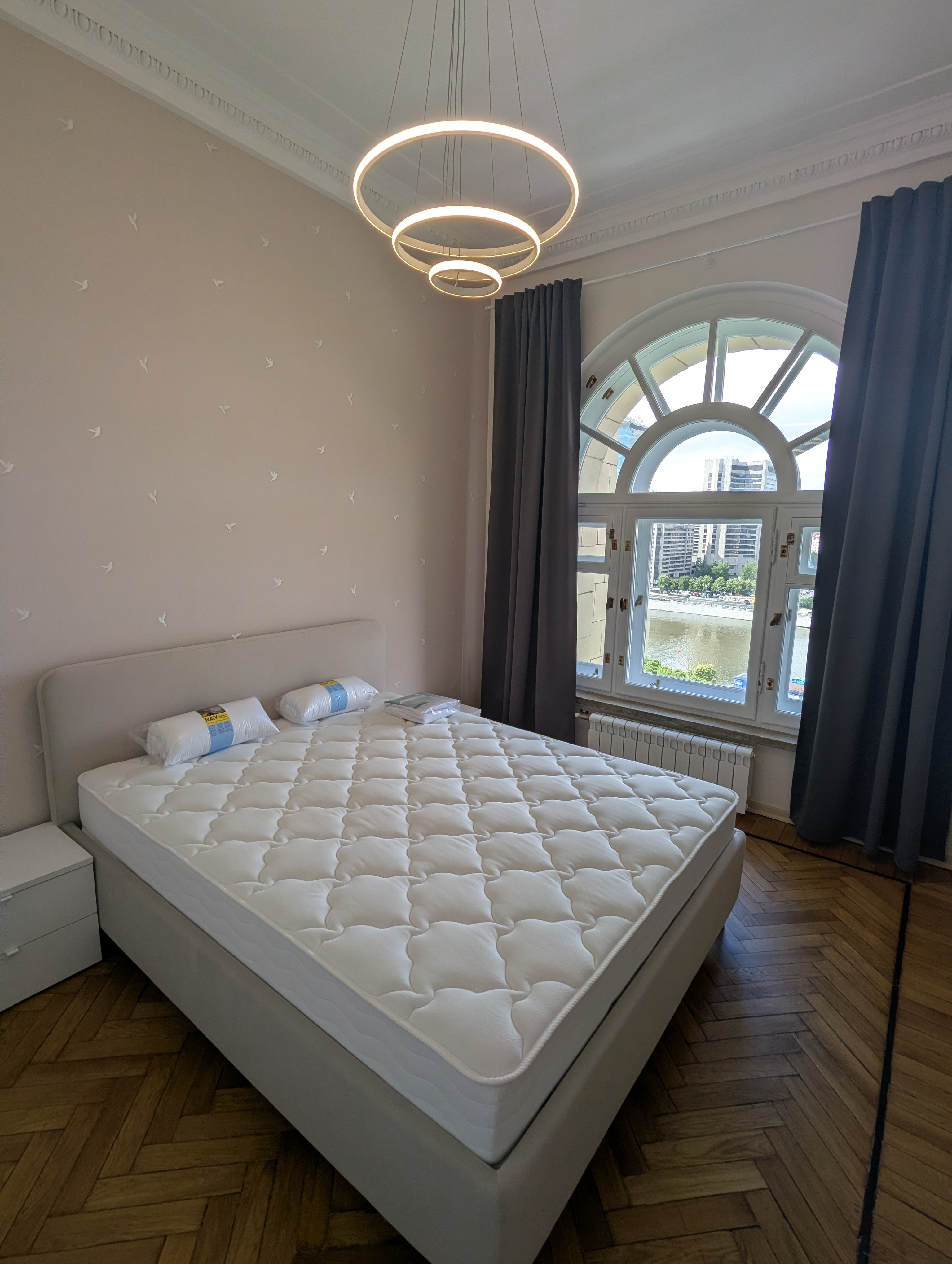 Снять 2-к квартиру на г Москва, Кутузовский пр-кт, д 2/1 к 1Б, метро Киевская, г. Москва