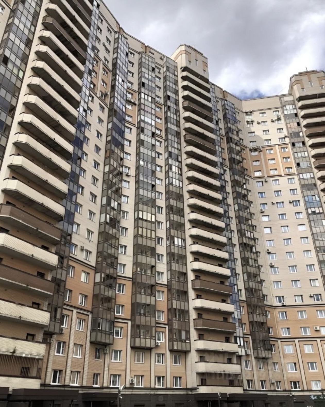 Сдам 1-к квартиру на г Санкт-Петербург, ул Есенина, д 1 к 1, метро Озерки, г. Санкт-Петербург
