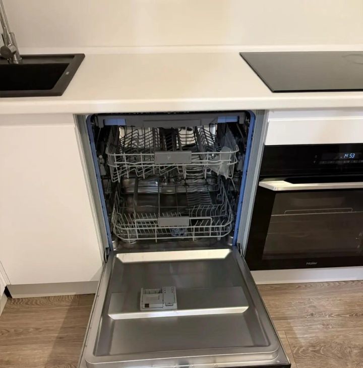 Сдам двухкомнатную квартиру на 5с3, метро Саларьево, г. Москва