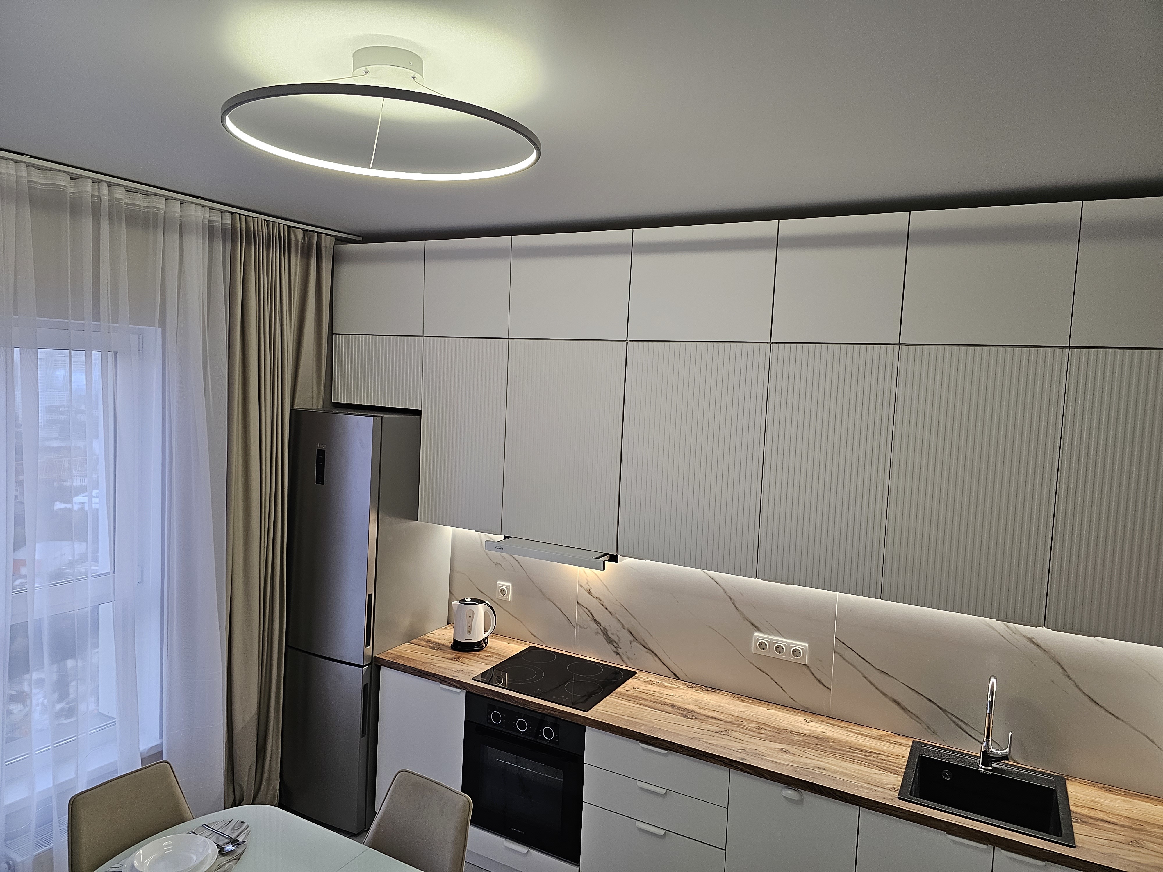 Аренда трехкомнатной квартиры на Московская обл, г Красногорск, ул Тенистых Аллей, д 3 к 3, метро Строгино, г. Москва