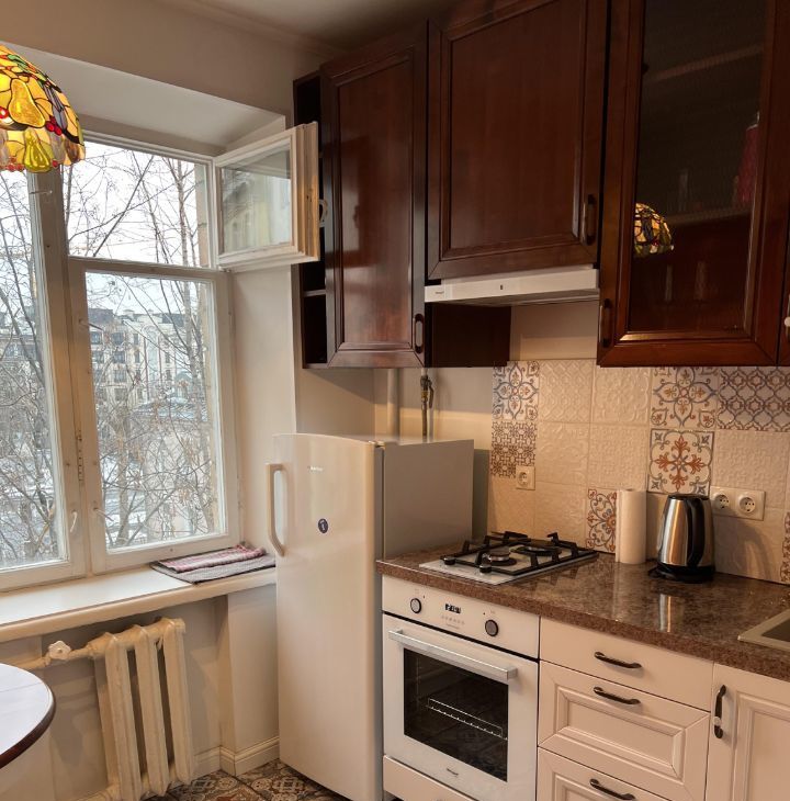 Сдаю 1-комнатную квартиру на Скатертный переулок, 7, метро Чеховская, г. Москва