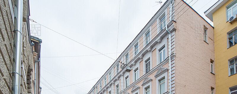 Сдам 4к квартиру на Большой Патриарший переулок, 4, метро Чеховская, г. Москва