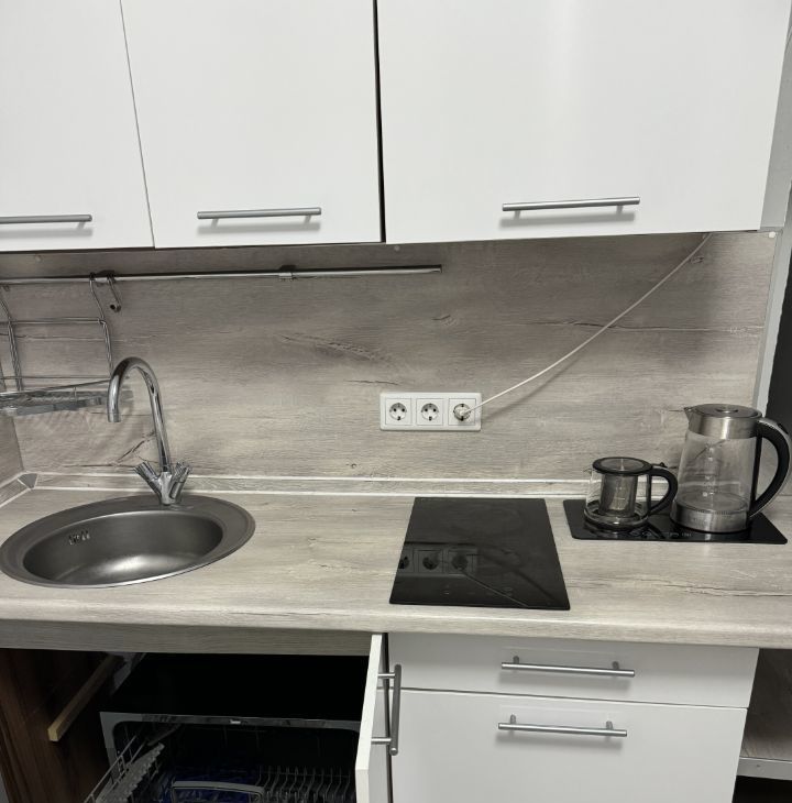 Снять однокомнатную квартиру на улица Летчика Ульянина, 7, метро Рассказовка, г. Москва