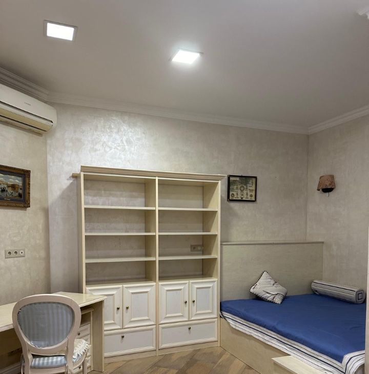 Сдам 3-к квартиру на Староволынская улица, 12С4, метро Минская, г. Москва