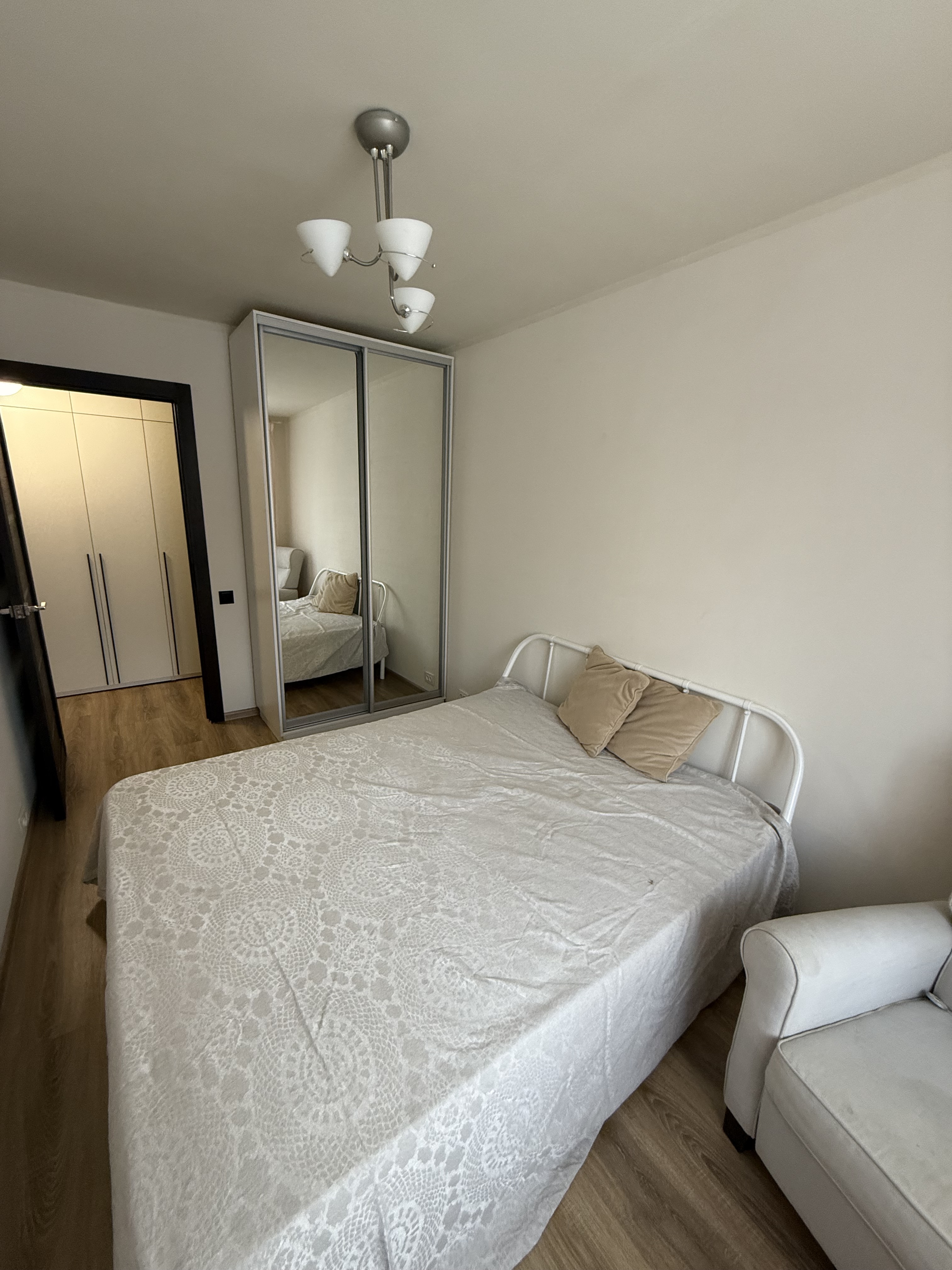 Сдаю 2к квартиру на г Москва, ул Паршина, д 25 к 1, метро Октябрьское поле, г. Москва