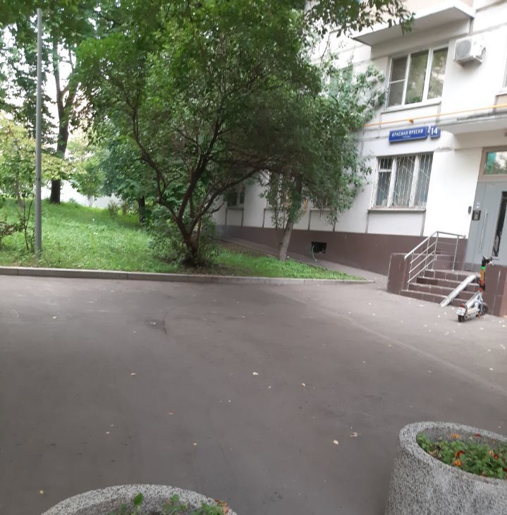 Снять 1-комнатную квартиру на улица Красная Пресня, 14, метро Краснопресненская, г. Москва