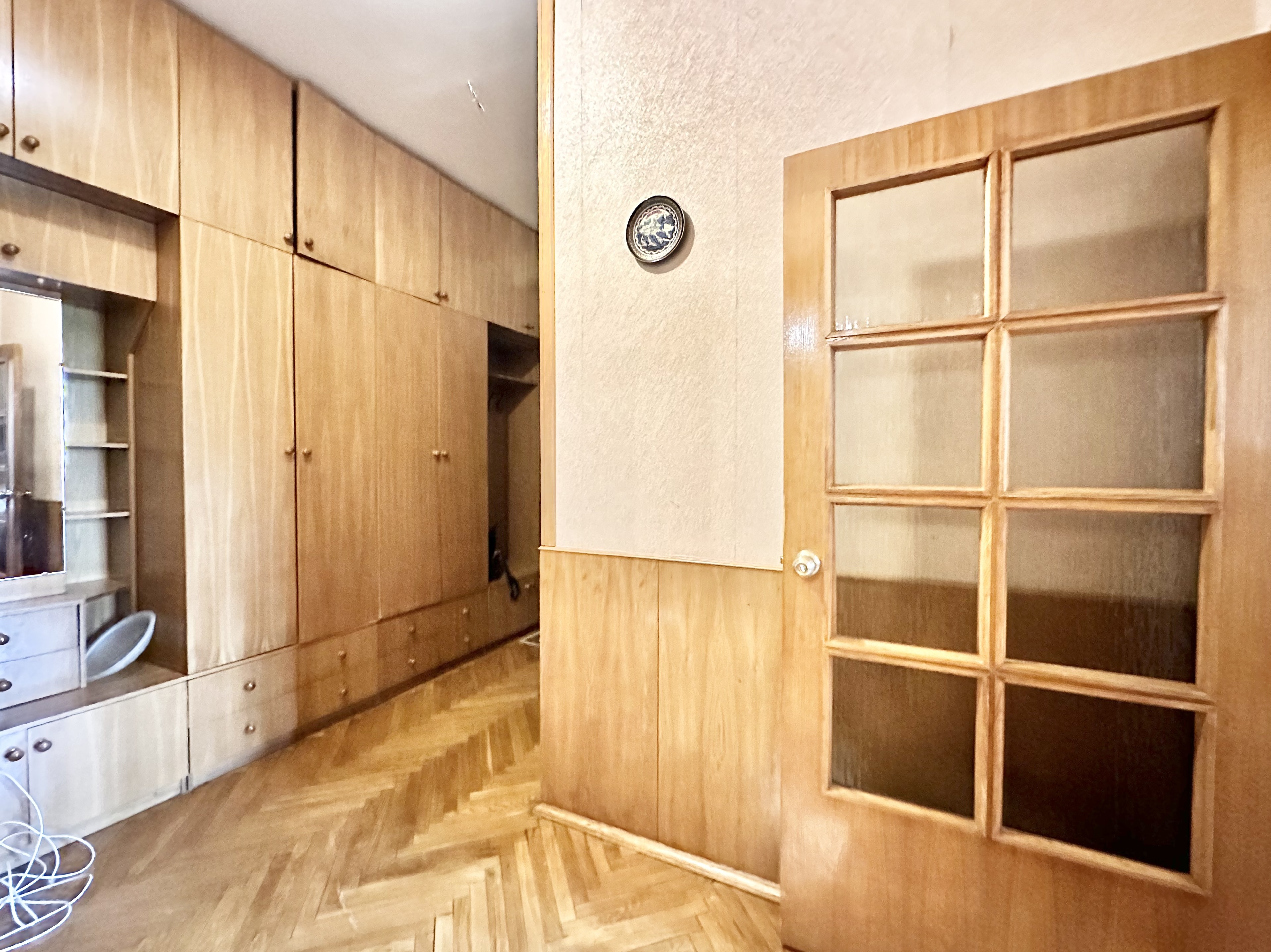 Сдается трехкомнатная квартира на г Москва, ул Скаковая, д 5, метро Петровский парк, г. Москва