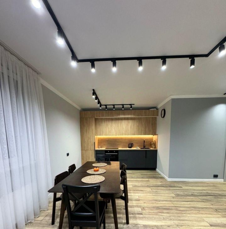 Снять 3х-комнатную квартиру на улица Анны Ахматовой, 11к1, метро Рассказовка, г. Москва