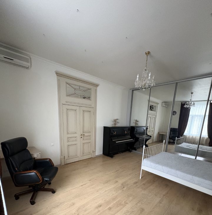 Снять двухкомнатную квартиру на 1-я Тверская-Ямская улица, 36С1, метро Менделеевская, г. Москва