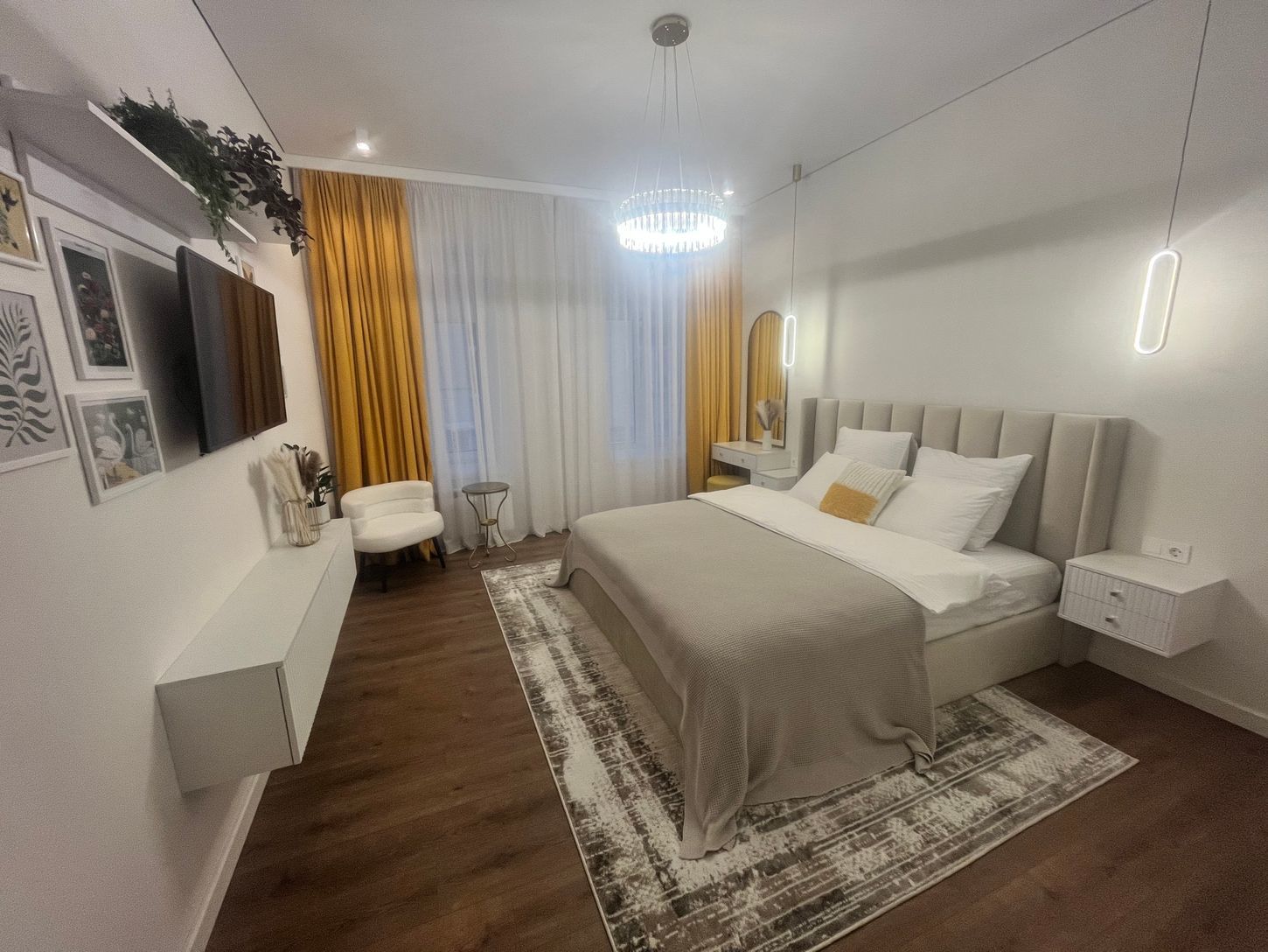 Снять трехкомнатную квартиру на г Санкт-Петербург, ул Гороховая, д 32 литера Б, кв 152, метро Сенная площадь, г. Санкт-Петербург