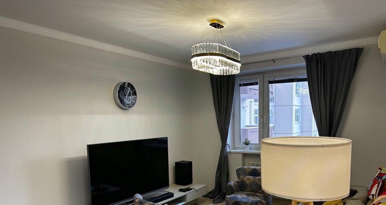 Снять 3-комнатную квартиру на улица Сергея Макеева, 1, метро Улица 1905 года, г. Москва