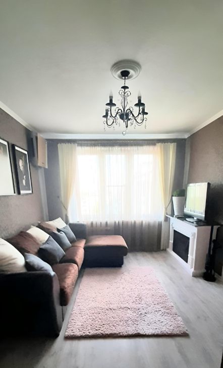 Снять 3-комнатную квартиру на Литовский бульвар, 11К5, метро Новоясеневская, г. Москва