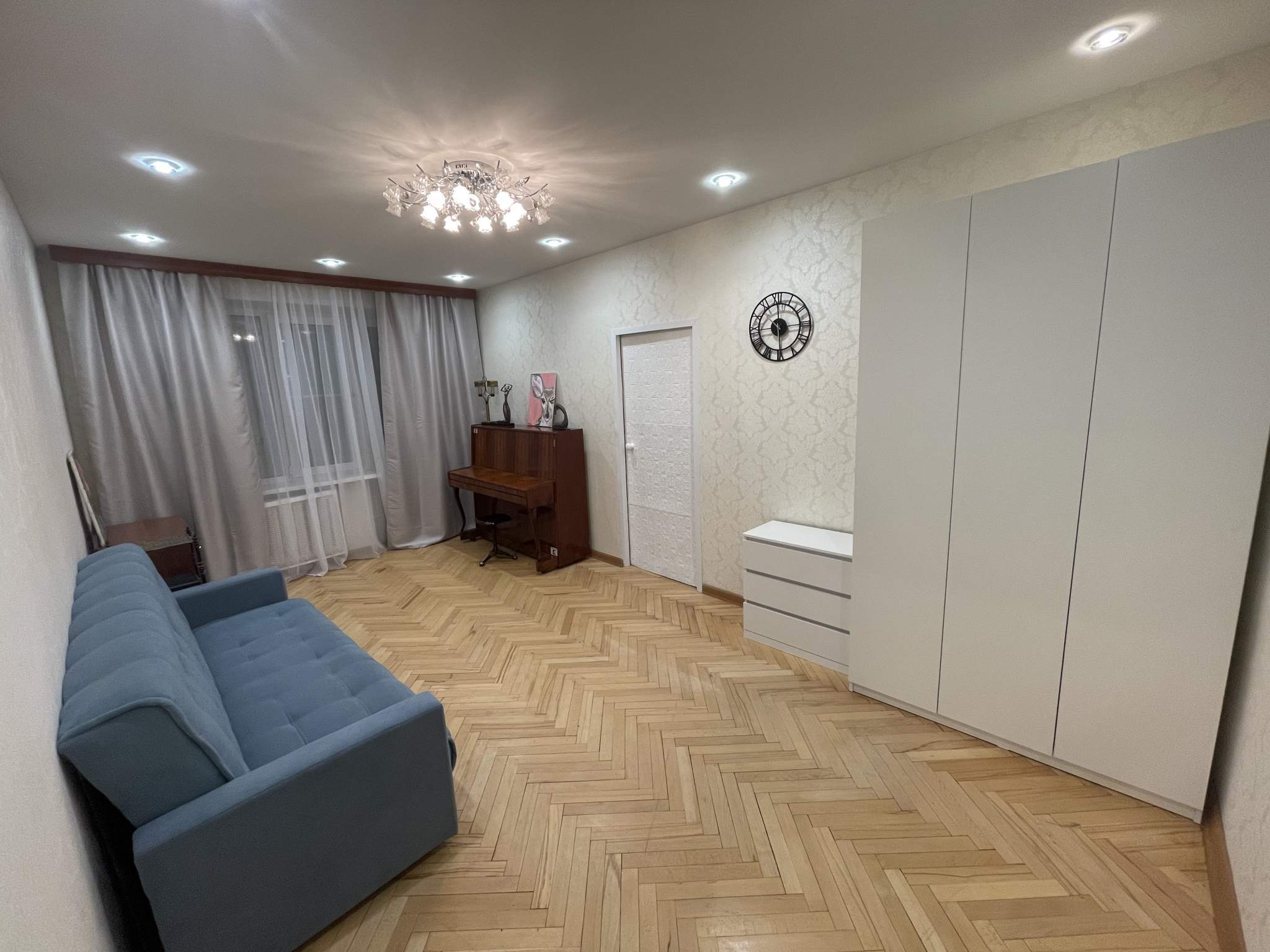 Аренда трехкомнатной квартиры на г Москва, б-р Генерала Карбышева, д 5 к 3, г. Москва