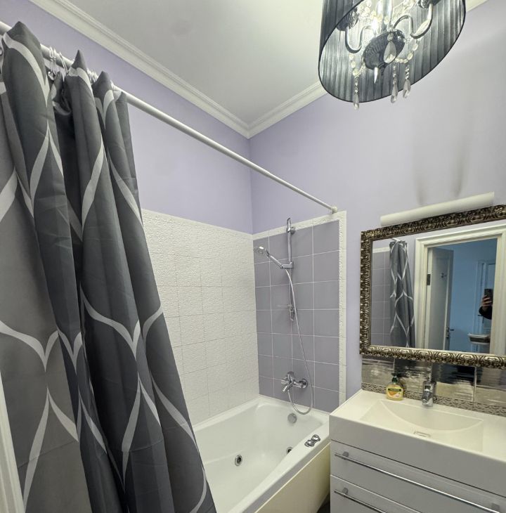 Снять двухкомнатную квартиру на 1-й Неопалимовский переулок, 10, метро Парк культуры, г. Москва