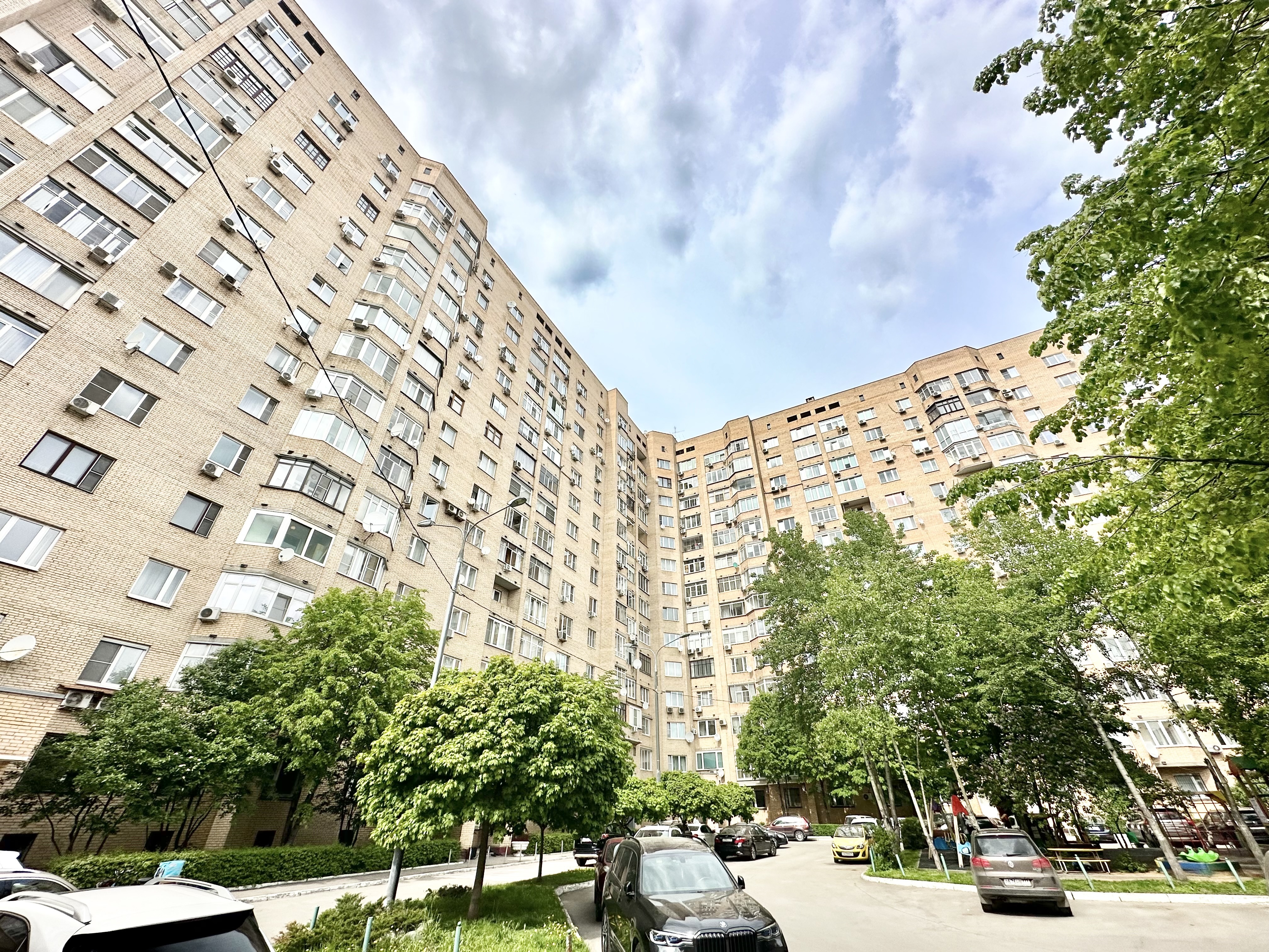 Снять 3-комнатную квартиру на г Москва, ул Скаковая, д 5, метро Петровский парк, г. Москва