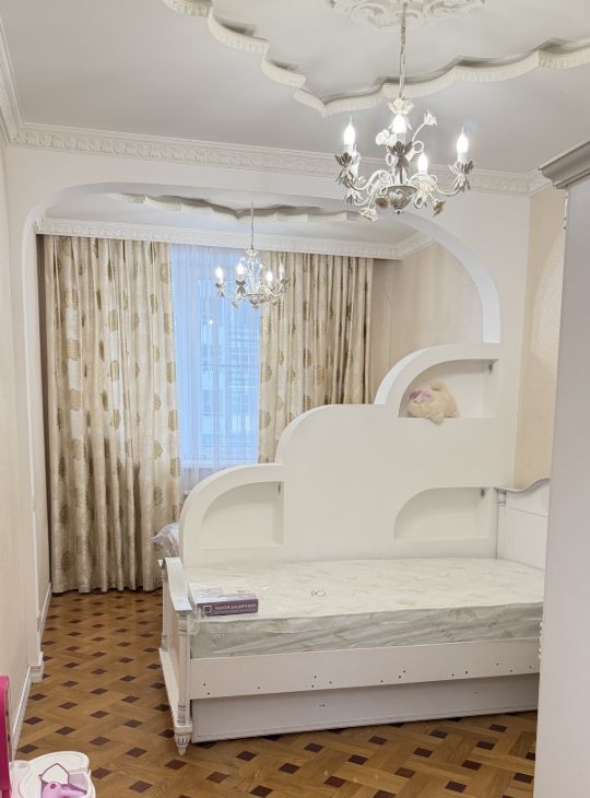 Аренда 4х-комнатной квартиры на улица Адмирала Лазарева, 63к1, метро Улица Горчакова, г. Москва