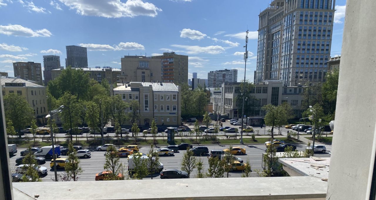 Сдается 4-к квартира на Ленинградский проспект, 12, метро Белорусская, г. Москва