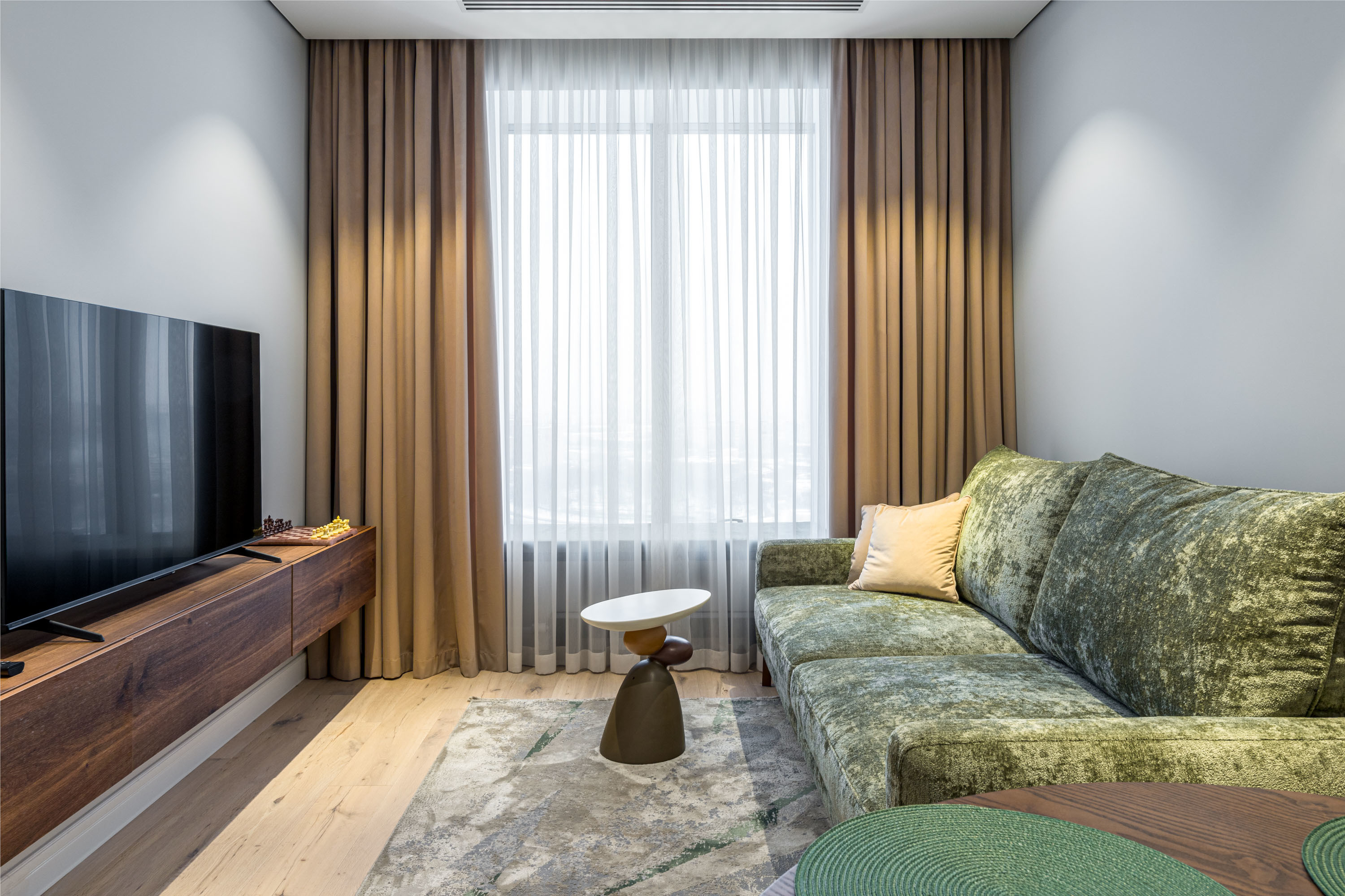 Снять 1-к квартиру на г Москва, пл Курского Вокзала, д 1, метро Чкаловская, г. Москва