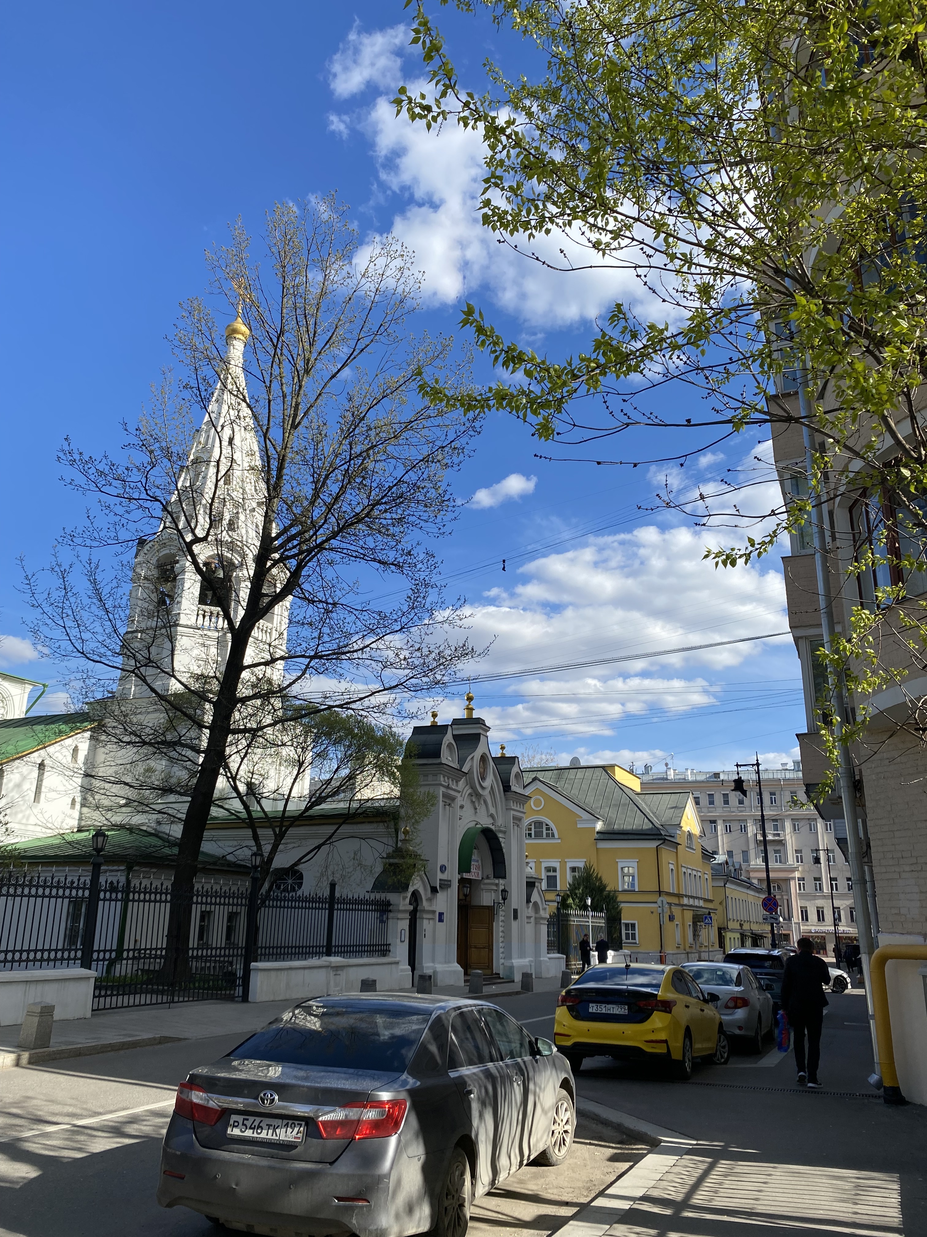 Сдается однокомнатная квартира на г Москва, Спасопесковский пер, д 3/1 стр 1, кв 2, метро Смоленская (Арбатско-Покровская линия), г. Москва