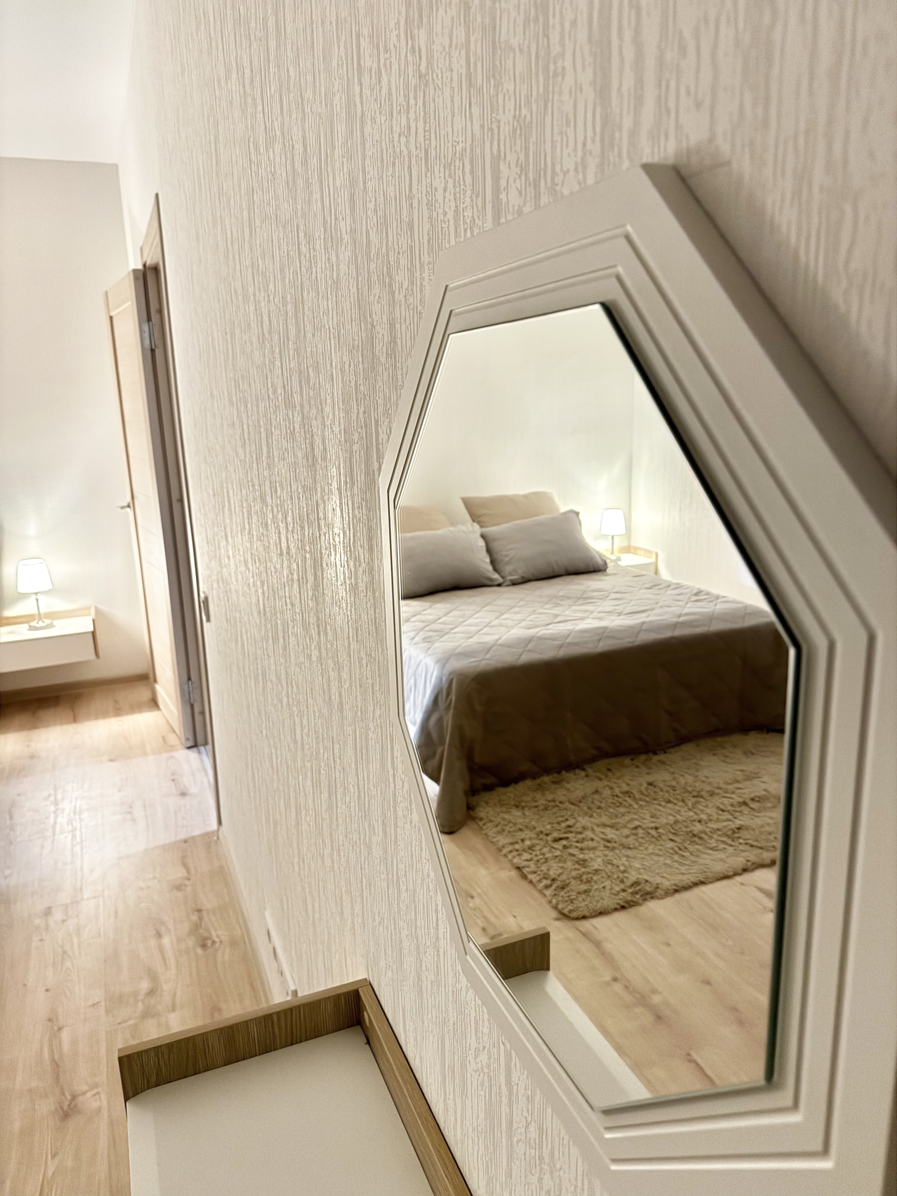 Сдается двухкомнатная квартира на Московская обл, г Дмитров, пгт Деденево, ул Заречная, д 10, г. Москва