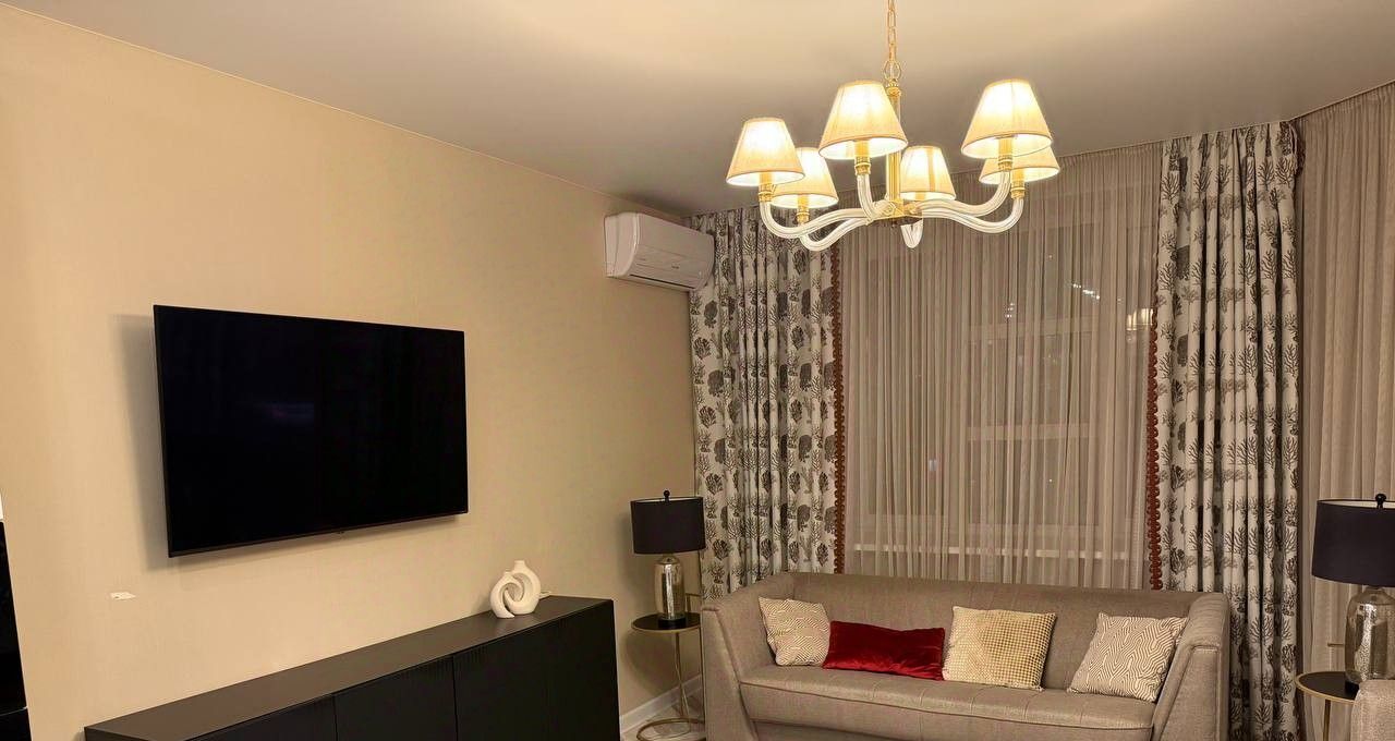 Снять трехкомнатную квартиру на 6-я Радиальная улица, 5к2, метро Пражская, г. Москва