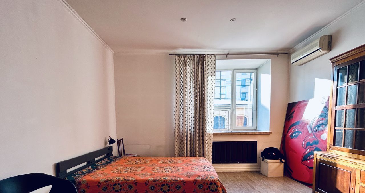 Сдается 4-комнатная квартира на Рождественский бульвар, 5/7С1, г. Москва