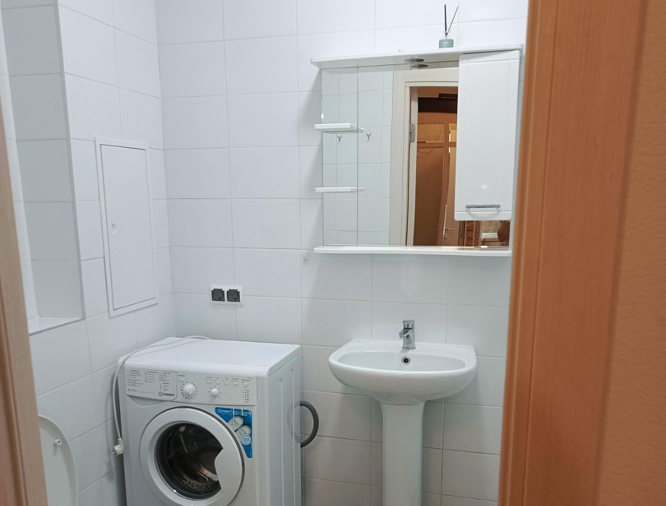 Сдам 1к квартиру на улица Летчика Ульянина, 3А, метро Рассказовка, г. Москва