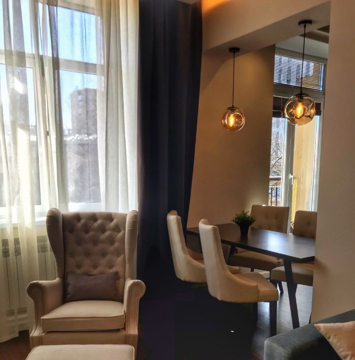 Сдается трехкомнатная квартира на Саввинская набережная, 3, метро Фрунзенская, г. Москва