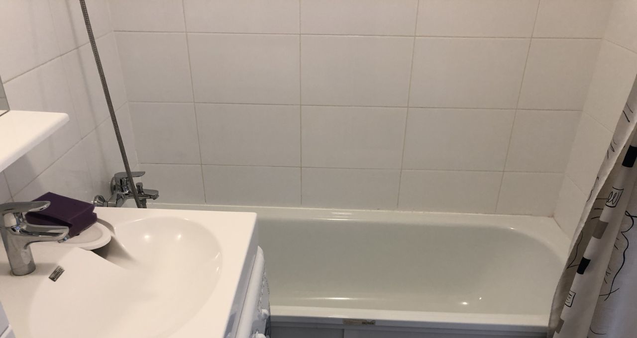 Сдам 2к квартиру на Ярцевская улица, 24К1, метро Молодёжная, г. Москва