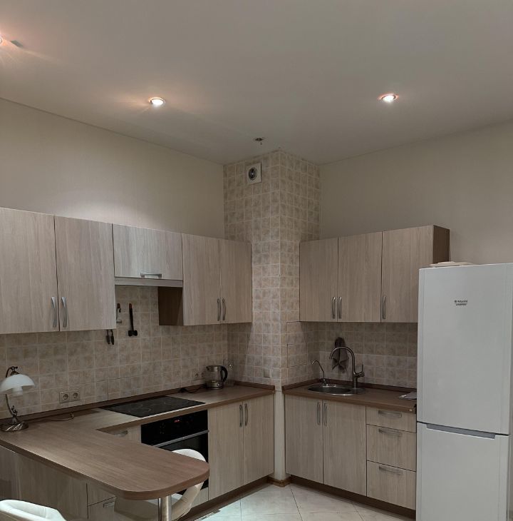 Сдам 3х-комнатную квартиру на 1А, метро Южная, г. Москва