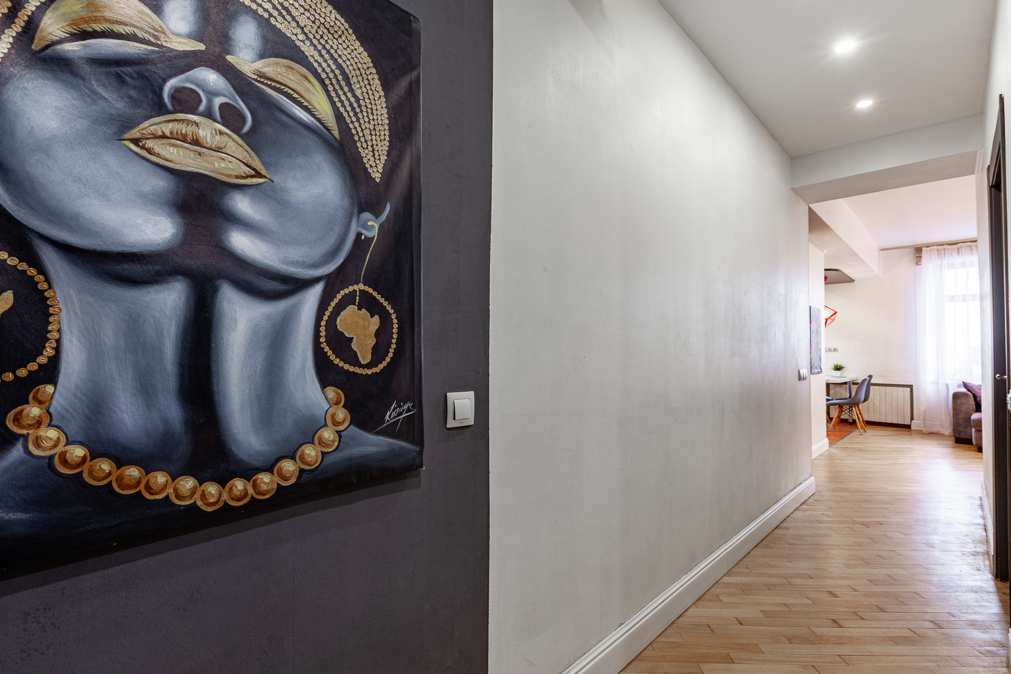 Сдаю 4-комнатную квартиру на г Москва, ул Тверская, д 19А, метро Тверская, г. Москва